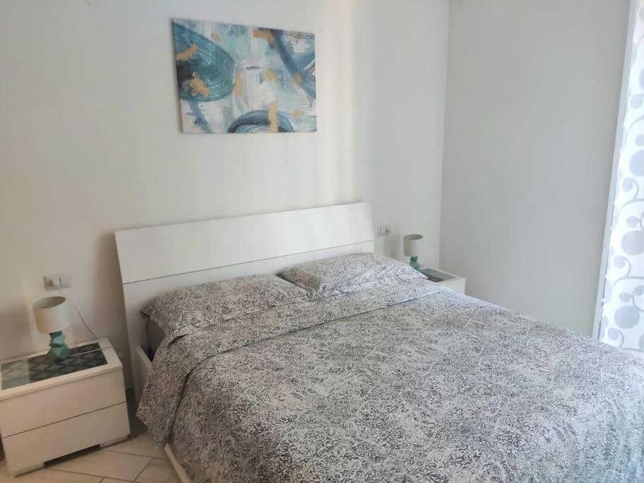 Ampio Bilocale In Zona Porta Vittoria / Corso Lodi Milão Exterior foto